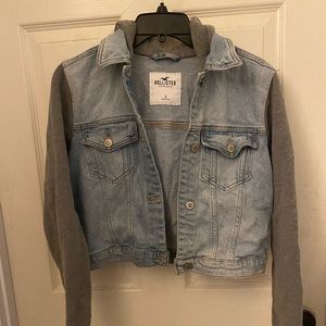 Hollister denim jacket with hood small